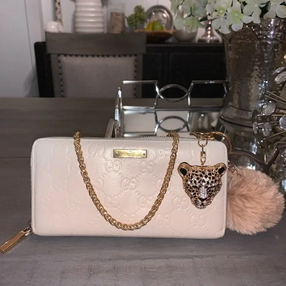 Gucci GG champagne monogram crossbody wallet - Picture 1 of 15